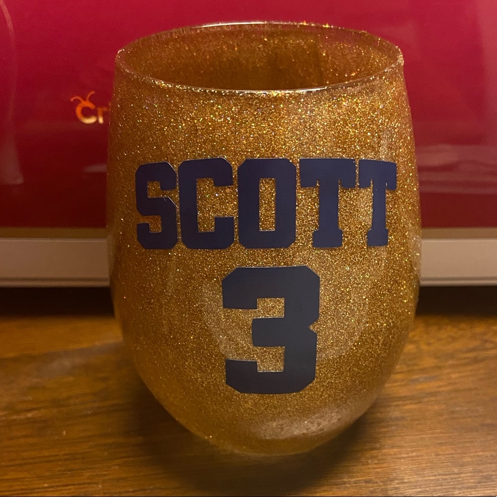 Wine tumbler